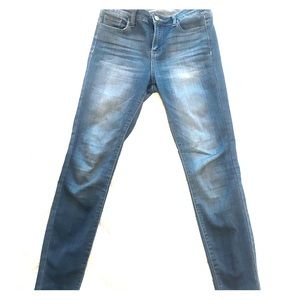 Mid rise skinny jeans